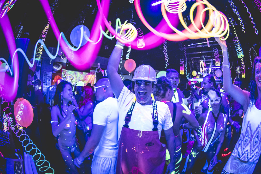 Love 2 Glow 2017 photo - Duval Street, Key West